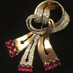 Deja Ribbon Brooch, 1930-1941